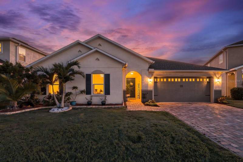 4 bedroom Single Family Residence at 11327 Brighton Knoll Loop, South Fork Tr L Ph 1, Riverview — photo 4