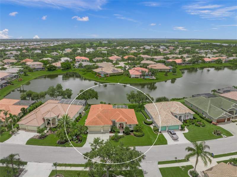 Barton Farms, Laurel Lakes