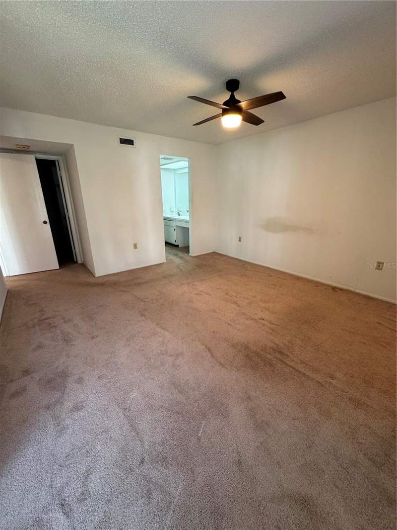 2 bedroom Condominium at 106 Lakeside Court, East Lake Woodlands Condo, Oldsmar — photo 4