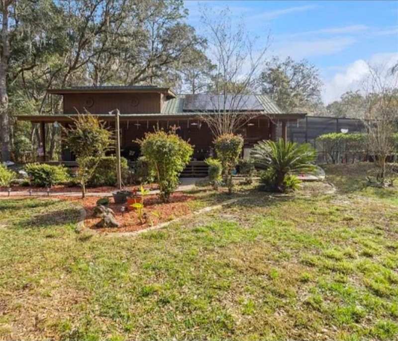 3 bedroom Single Family Residence at 1208 Darcy Road, Pine Tree Estates, Lady Lake — photo 1