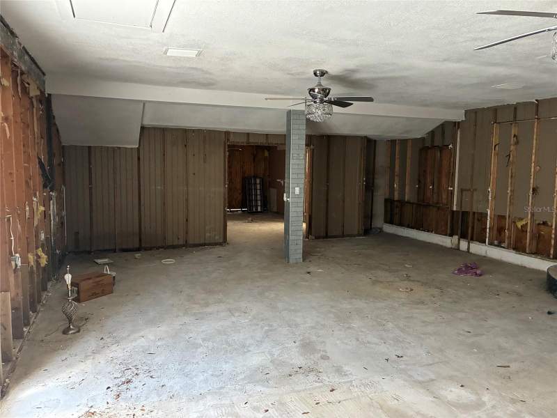3 bedroom Single Family Residence at 9307 River Cove Drive, Riverview, Riverview — photo 4