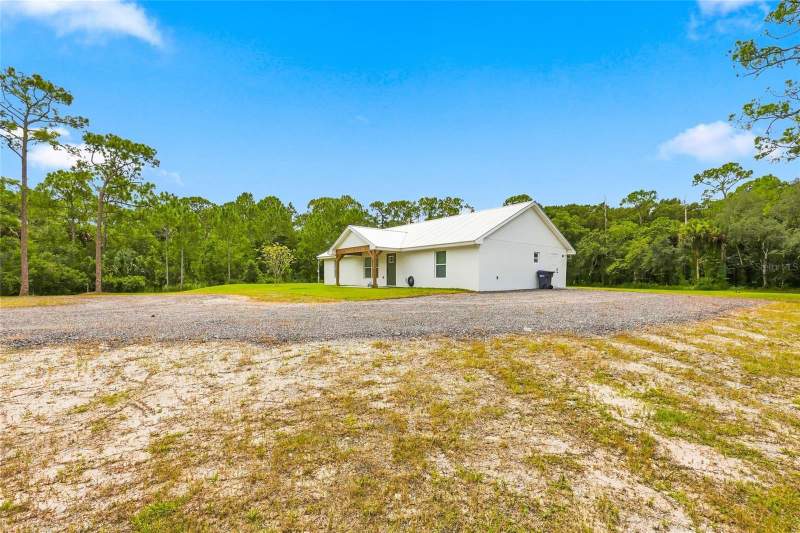 3 bedroom Single Family Residence at 1315 NE 342nd Trail, Lake Montaza Estates Sec Four, Okeechobee — photo 5