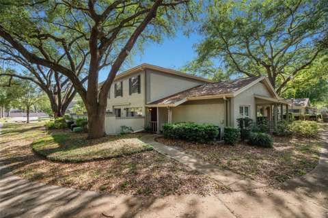 6322 Treetop Circle, home for sale in Temple Terrace 33617