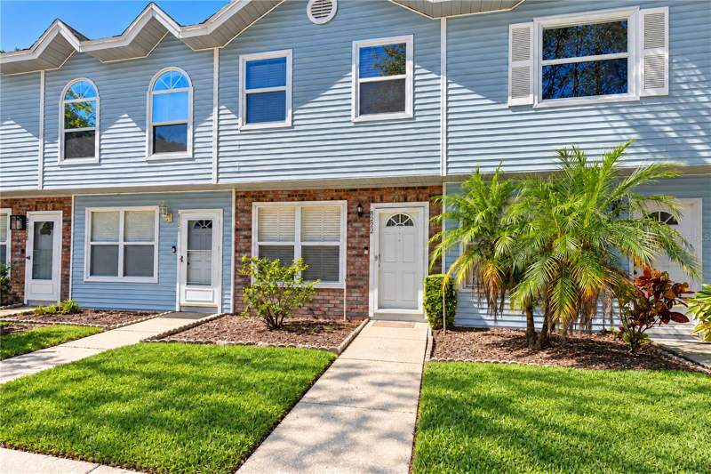 3 bedroom Townhouse at 8622 Cobbler Place, Copperfield Townhomes, Tampa — photo 4