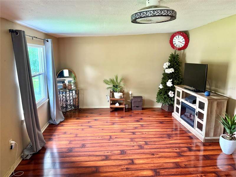 3 bedroom Single Family Residence at 5937 Uona Avenue, Lake Hill, Orlando — photo 3