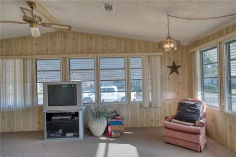 1863 W Schwartz Boulevard, Lady Lake FL - photo 12 of 25