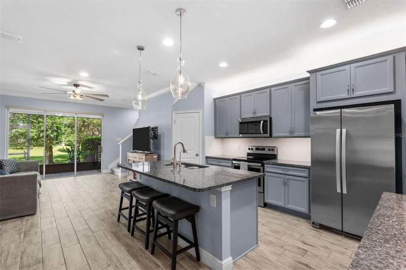 3 bedroom Townhouse at 14221 Pondhawk Lane, Lakeview At Citrus Park, Tampa — photo 2