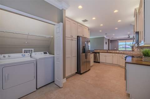 4919 Marble Springs Circle, Wimauma FL - photo 24 of 92