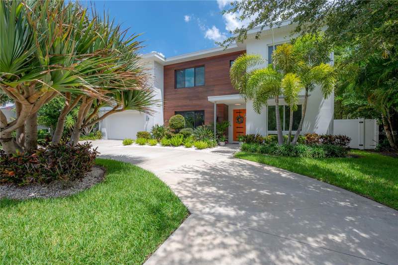 5 bedroom Single Family Residence at 4207 W Jetton Avenue, Picadilly, Tampa — photo 2