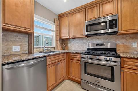 6075 Shore Boulevard #512, Gulfport FL - photo 6 of 6