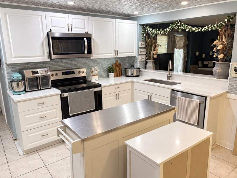 3 bedroom Single Family Residence at 9416 Palm Avenue, Embassy Hills Unit 1 Pb 11 Pgs, Port Richey — photo 5
