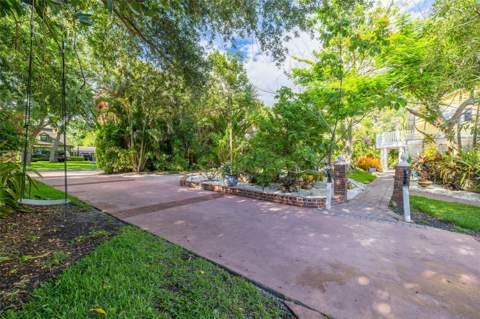 1821 Oak Creek Drive, Dunedin FL - photo 6 of 6