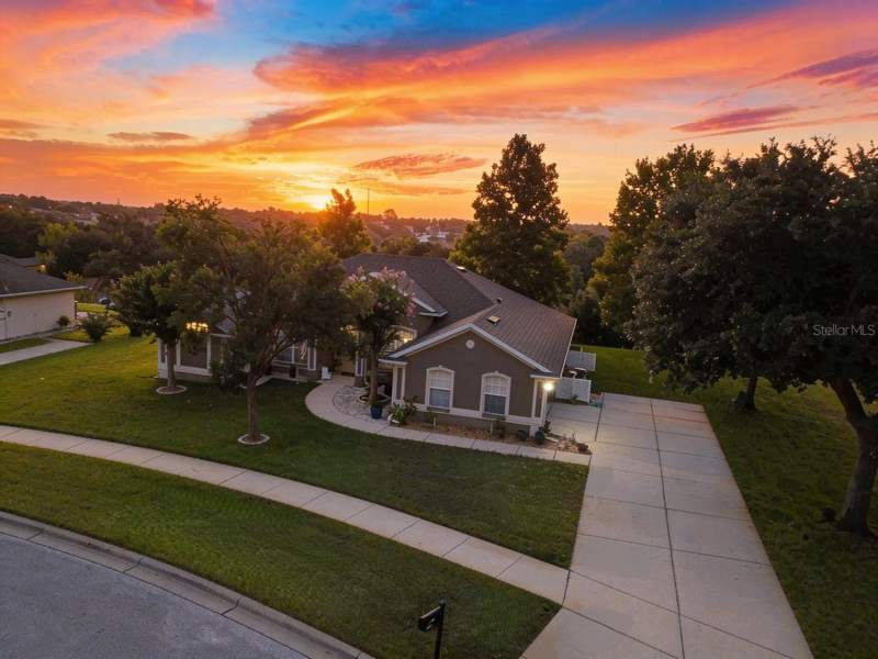 3 bedroom Single Family Residence at 12734 Colonnade Circle, Timberlane Ph I Sub, Clermont — photo 2
