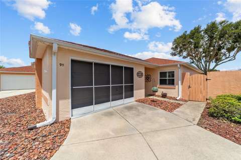911 Medira Drive, gated community for sale in Lady Lake