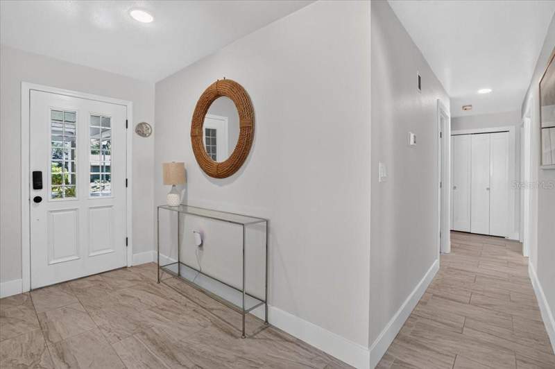 3 bedroom Single Family Residence at 13926 Gull Way, Sound West, Clearwater — photo 4