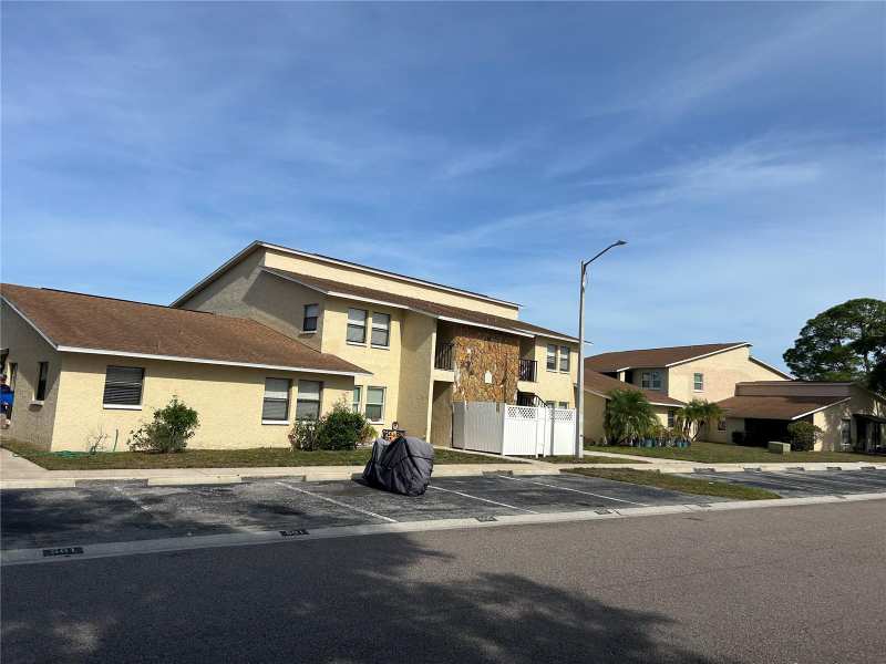 2 bedroom Condominium at 6301 58th Street #602, Outlook Village Condo, Pinellas Park — photo 1