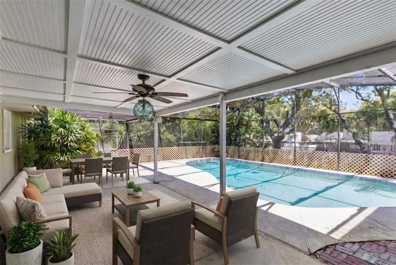 4 bedroom Single Family Residence at 2611 Tamera Court, Wekiva Sec 03, Apopka — photo 3