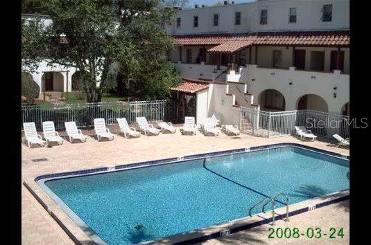 2 bedroom Condominium at 914 SW 8th Avenue #53, Lamancha, Gainesville — photo 3