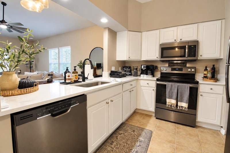 1 bedroom Condominium at 9124 SW 51 Road #B 303, The Village At Haile, Gainesville — photo 2