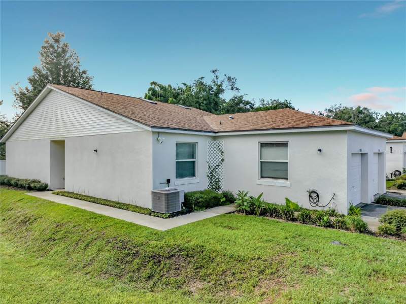 1415 OAK PLACE #D home for sale in Errol Oaks Stage