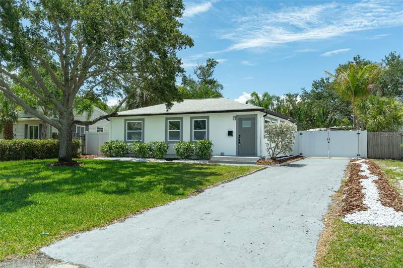 3 bedroom Single Family Residence at 116 85th Avenue, Rio Vista, St Petersburg — photo 2