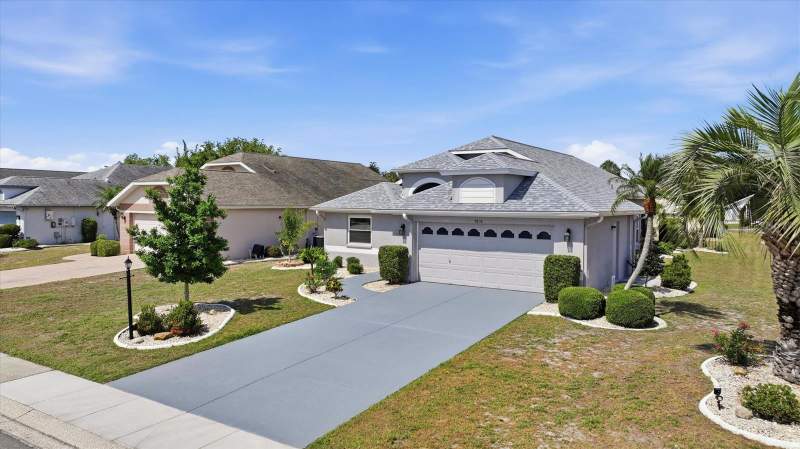 2 bedroom Single Family Residence at 1834 E Del Webb Boulevard, Sun City Center Unit 49, Sun City Center — photo 3
