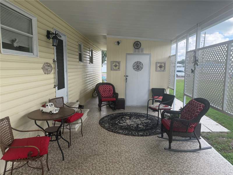 2 bedroom Mobile Home at 37529 Attica Avenue, Valleydale Acres, Zephyrhills — photo 4