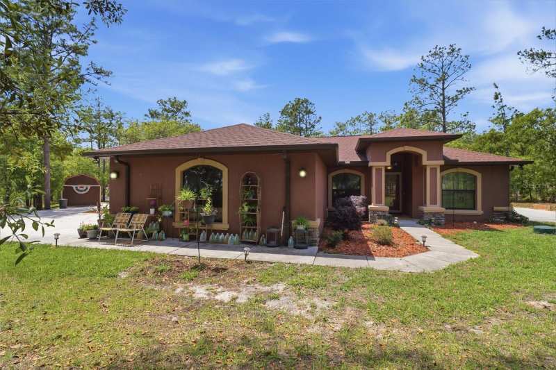 3 bedroom Single Family Residence at 16389 Margot Road, Royal Highlands Unit 8, Weeki Wachee — photo 1
