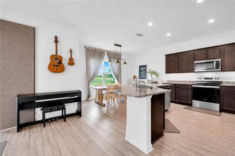 5261 Fez Court, Brooksville FL - photo 11 of 37