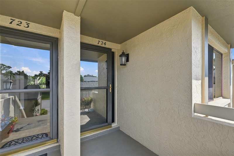 1 bedroom Condominium at 3165 Landmark Drive #724, Eagles Glen Condo, Clearwater — photo 1
