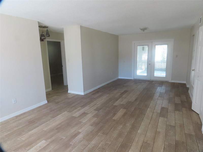 3 bedroom Single Family Residence at 749 SEMINOLE AVENUE, LAKE WAYMAN HEIGHTS LAKE ADD, LONGWOOD — photo 4