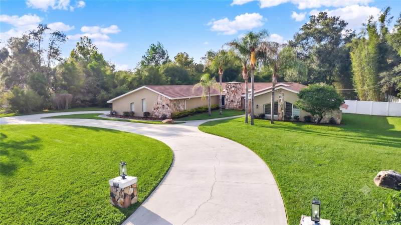 4 bedroom Single Family Residence at 7487 River Country Drive, River Country Estates, Weeki Wachee — photo 5