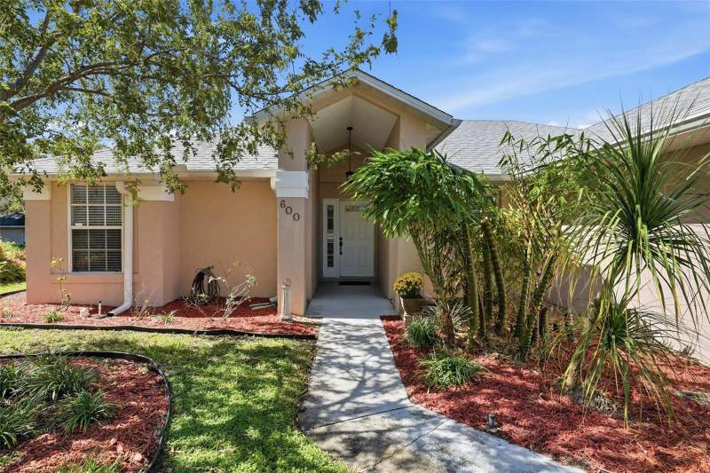 2 bedroom Single Family Residence at 600 Huron Place, Chautauqua Overlooking Mount Dora, Mount Dora — photo 3