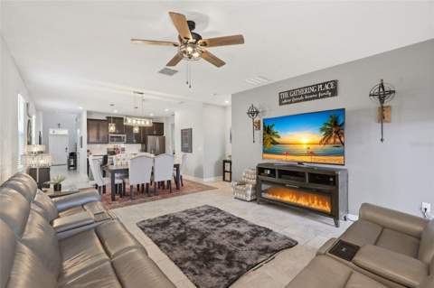 8728 Pacific Dunes Drive, Davenport FL - photo 13 of 50