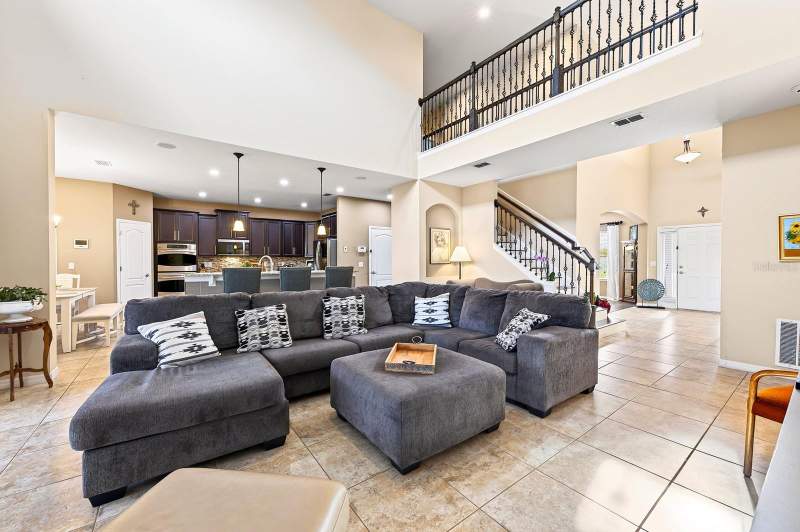 5 bedroom Single Family Residence at 3135 Amalfi Drive, Mandalay Sub, Orlando — photo 5