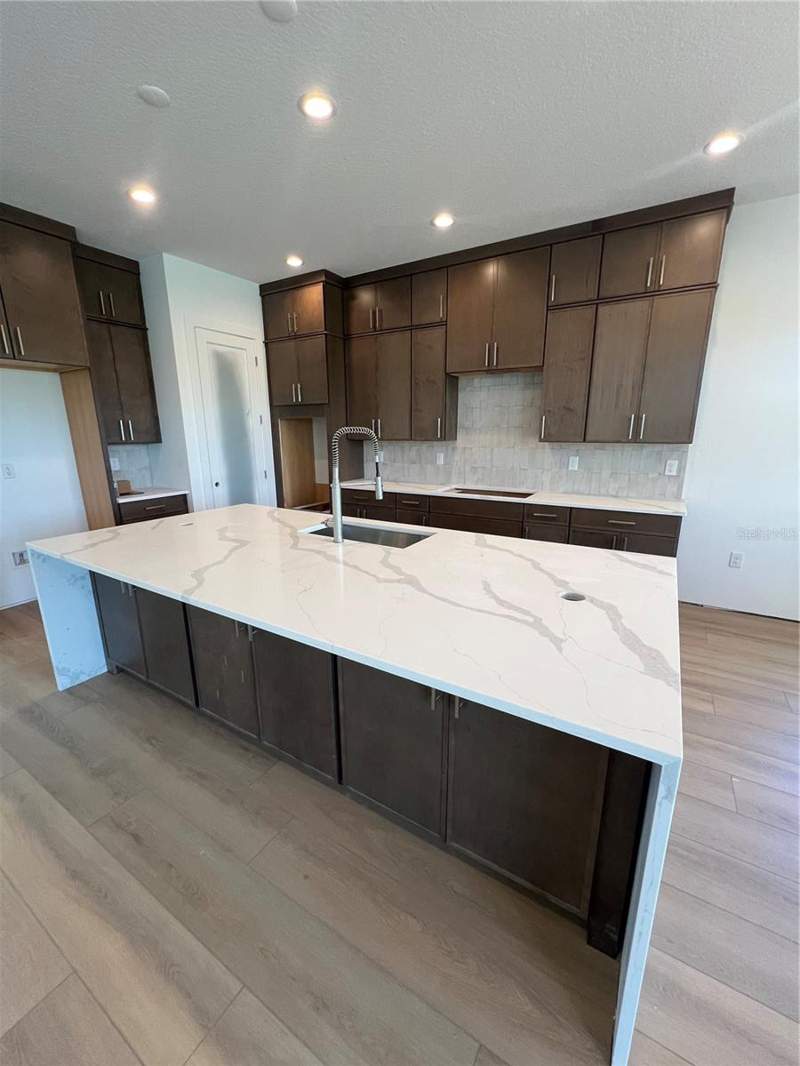 5 bedroom Single Family Residence at 1712 Stonecliff Drive, Bronson Peak, Apopka — photo 5