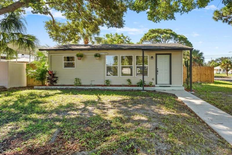 2 bedroom Single Family Residence at 6948 Dartmouth Avenue, Pasadena Terrace, St Petersburg — photo 2
