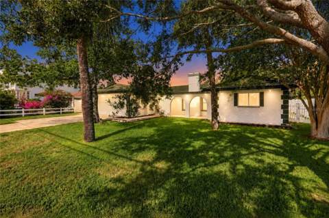 725 S Bayshore Boulevard, Safety Harbor FL - photo 7 of 69