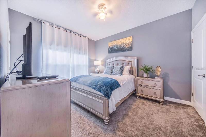 4 bedroom Townhouse at 8977 Cabot Cliffs Dr, Stoneybrook South North Pcl-Ph, Davenport — photo 4