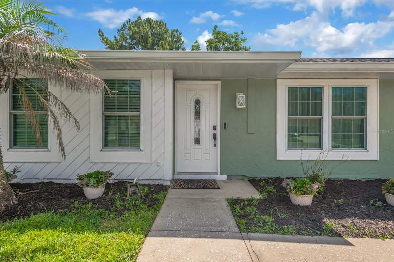 3 bedroom Single Family Residence at 819 Jacaranda Drive, Manors Of Forest Lakes The Ph 2, Oldsmar — photo 2