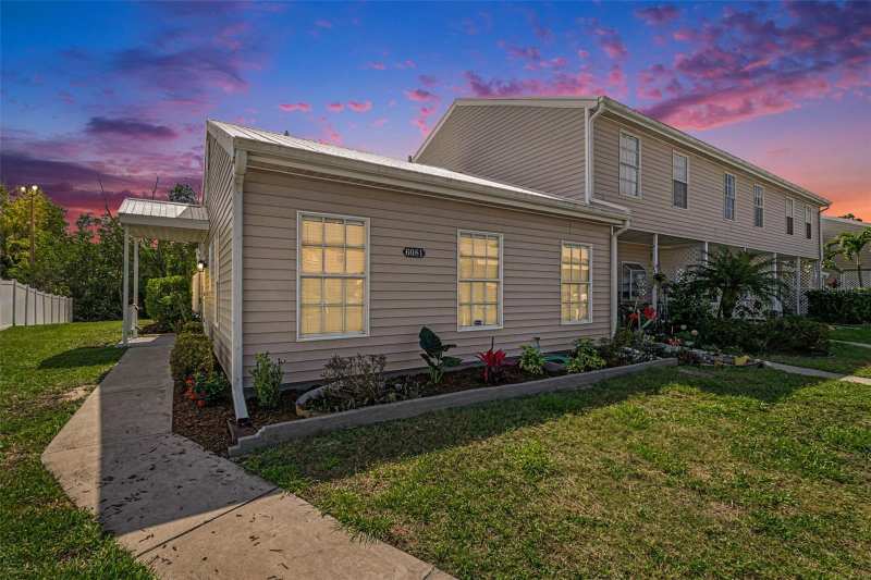 2 bedroom Condominium at 6081 Lake Front Drive, Island Park Woods, Fort Myers — photo 1