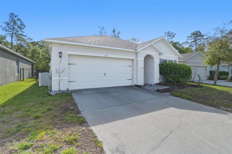 3 bedroom Single Family Residence at 231 Meghan Street, Victoria Oaks Ph A, Deland — photo 2
