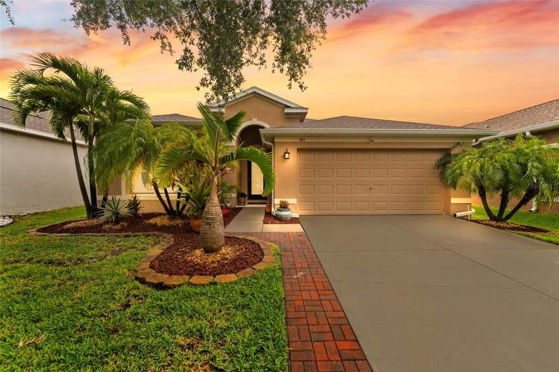 3 bedroom Single Family Residence at 901 Parker Den Drive, Bahia Lakes Ph 2, Ruskin — photo 4