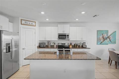 6357 Beverly Hills Drive, Zephyrhills FL - photo 9 of 55