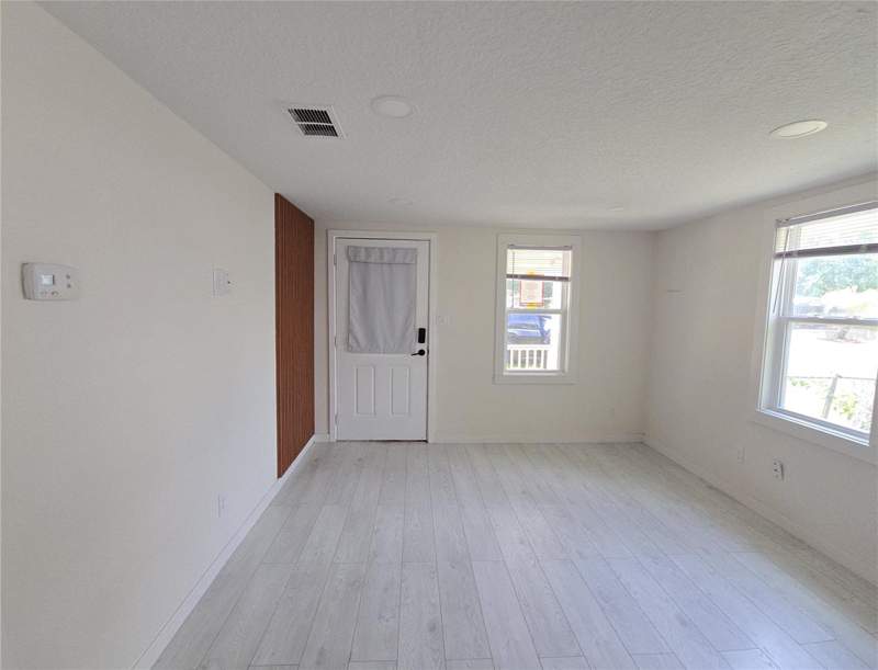 2 bedroom Single Family Residence at 1626 Gar Street, Pine Grove Park, St Cloud — photo 3