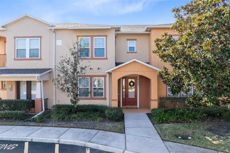 2 bedroom Townhouse at 463 Ellis Square Court, Savannah Park, Sanford — photo 1