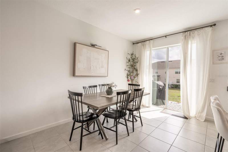 3 bedroom Townhouse at 1157 Seaside Mist Trail, Soleil At Westside, Kissimmee — photo 5