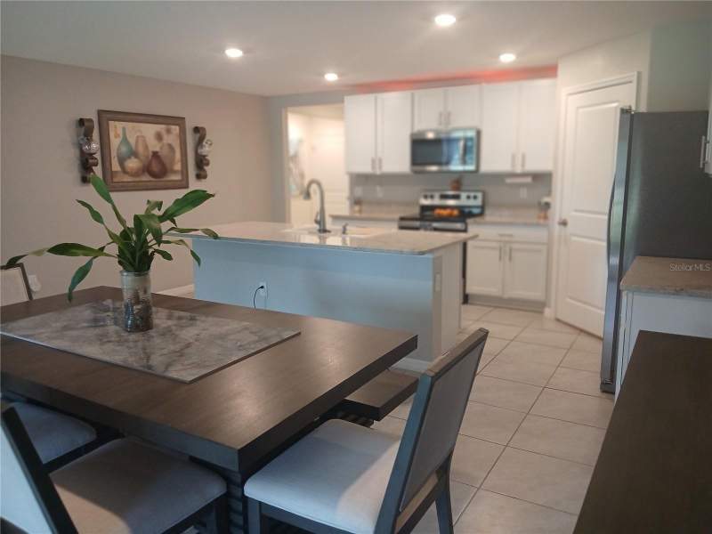 4 bedroom Single Family Residence at 3719 Capri Coast Drive, North Park Isle Ph 1B 1C & 1D, Plant City — photo 4