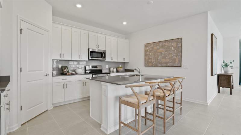 2 bedroom Townhouse at 4318 ST THOMAS WAY, WESTVIEW 27 VILLAS, KISSIMMEE — photo 2