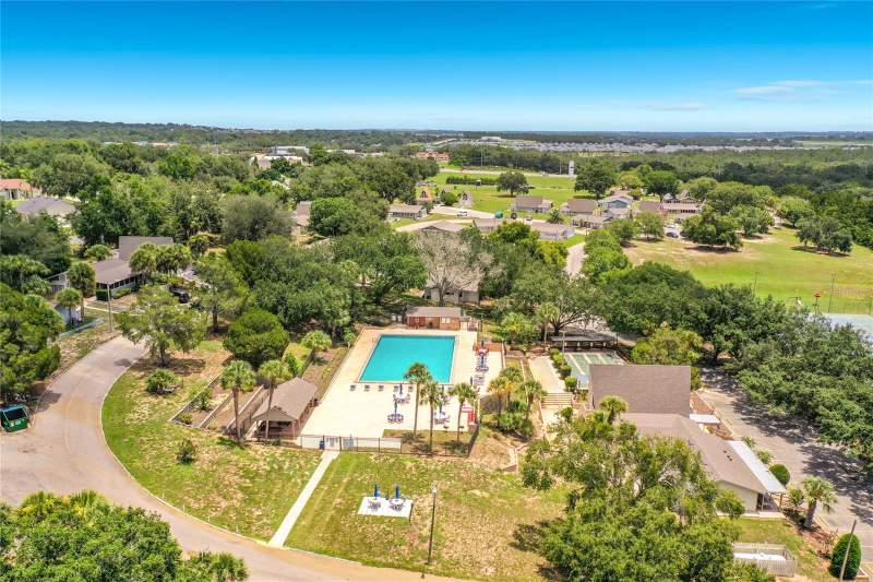 2 bedroom Condominium at 10301 US Highway 27 #22, Vacation Village, Clermont — photo 4
